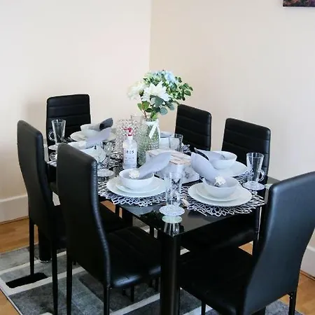 Keniji Luxury 2 Bed Apartment Milton Keynes Exterior photo